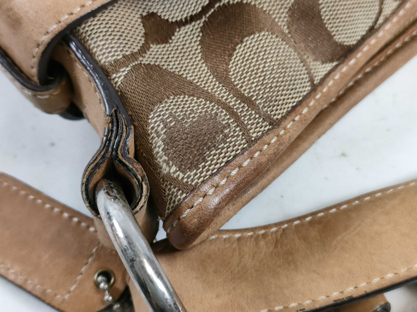 COACH Signature Shoulder Bag 3574, Sneakers and Shoulder Bag Set