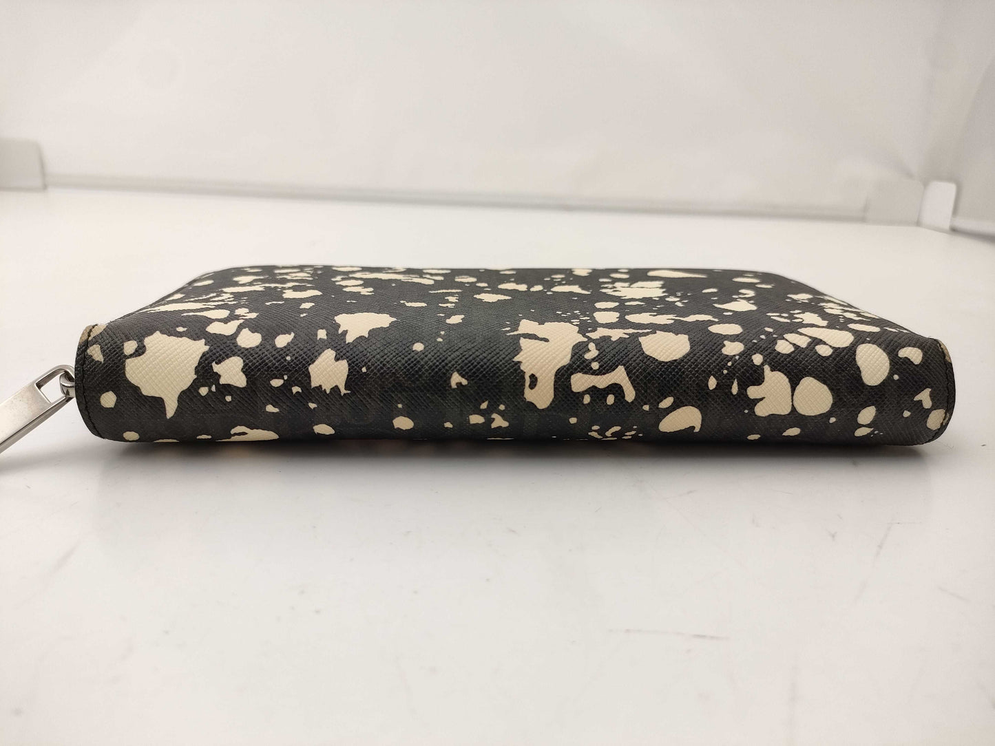 Dior round long wallet