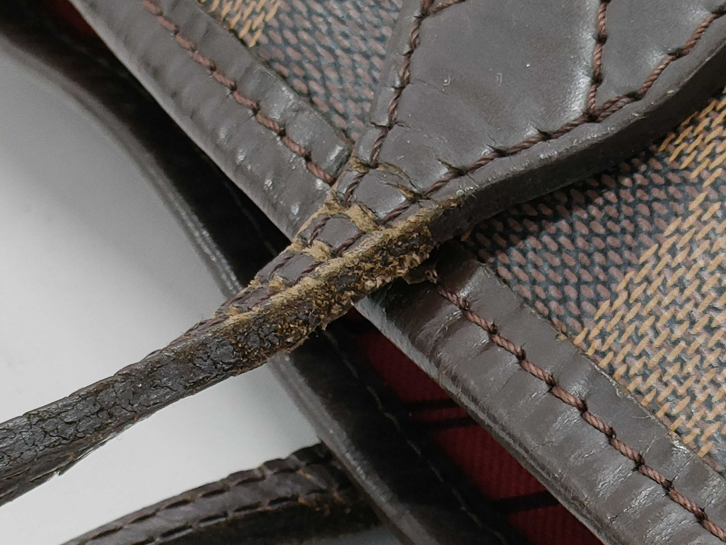 LOUIS VUITTON Damier N51105 Neverfull MM Tote Bag