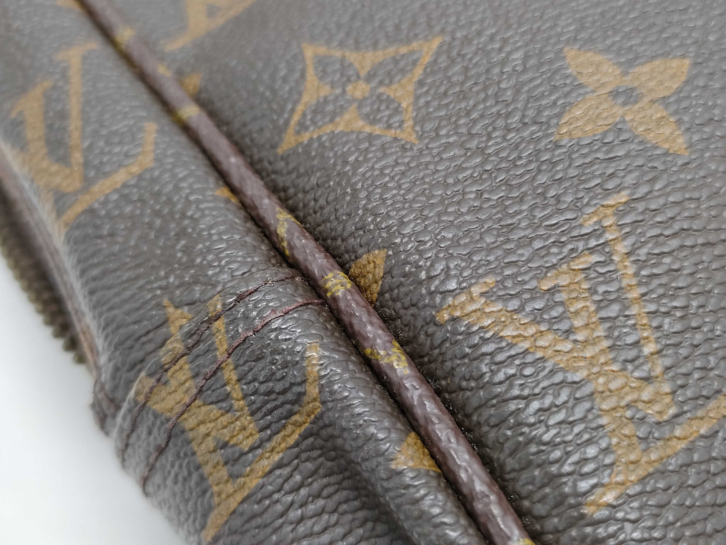 LOUIS VUITTON Monogram True Toilet Second Bag