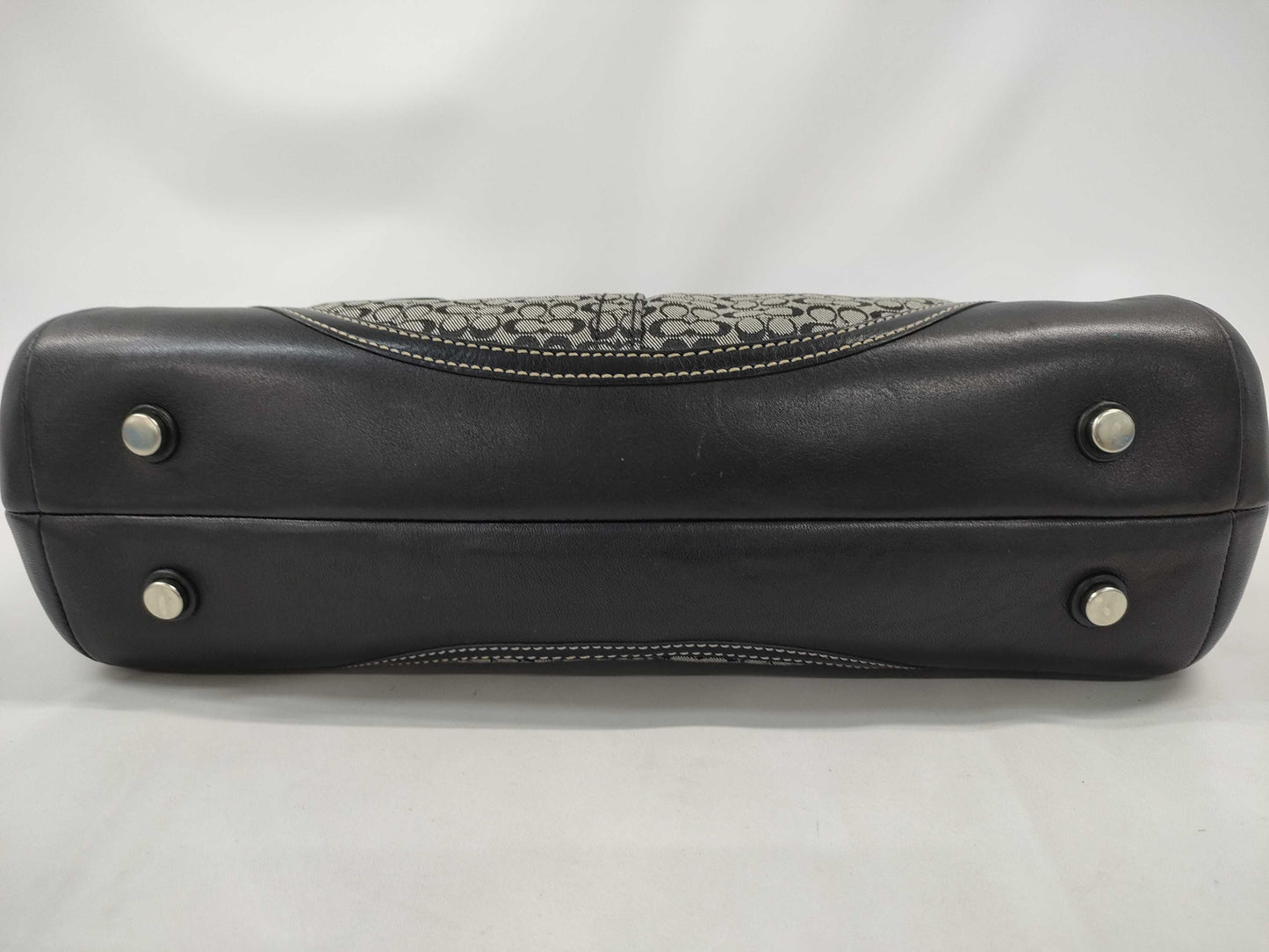 COACH Signature 7080 Handbag