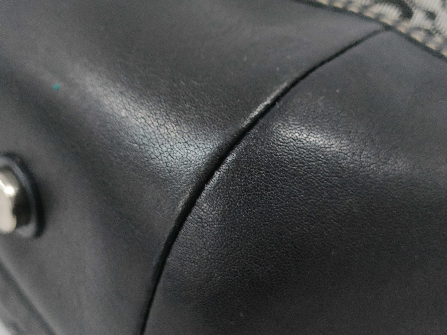 COACH Signature 7080 Handbag