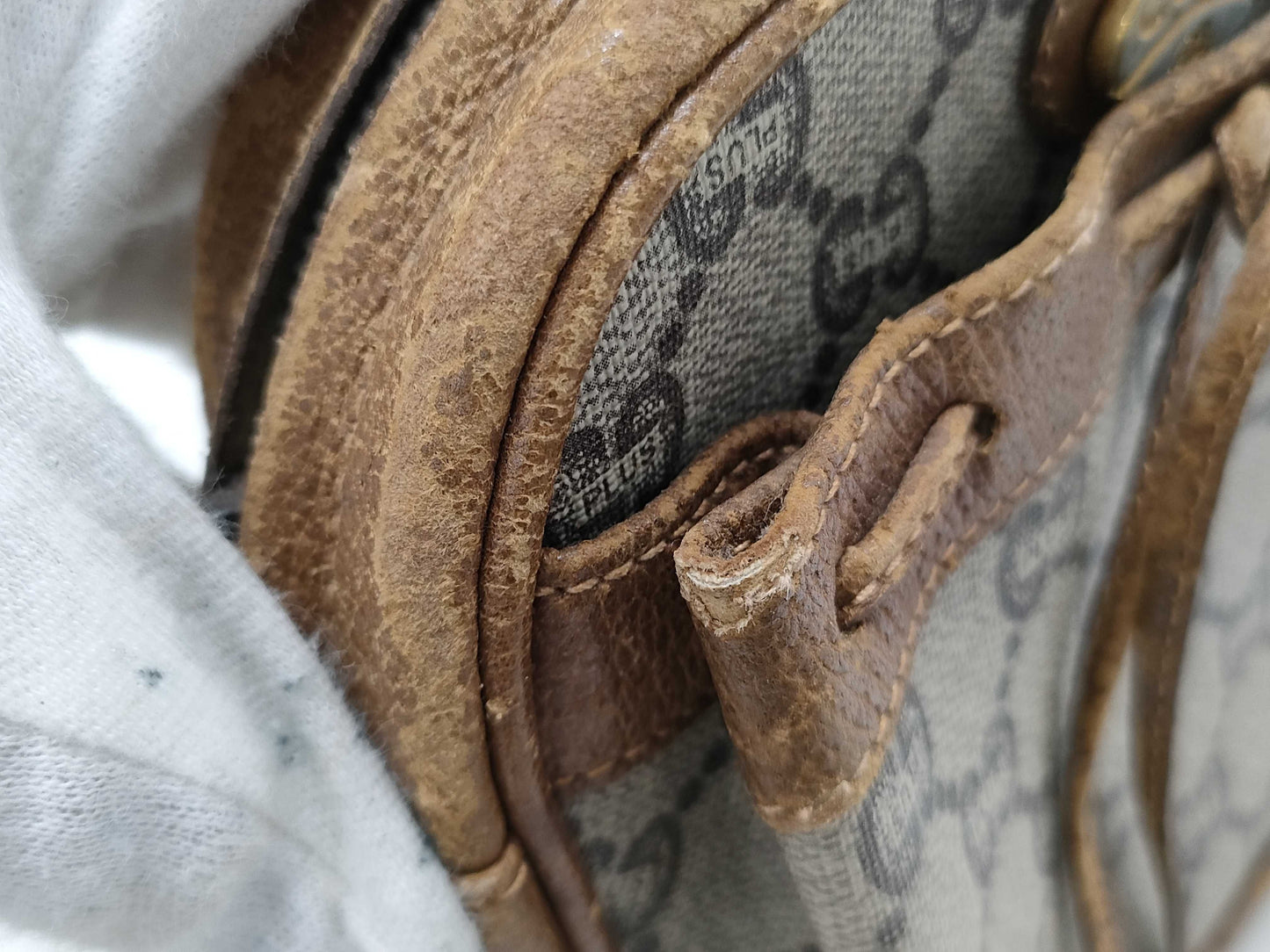 GUCCI GG Plus Shoulder Bag