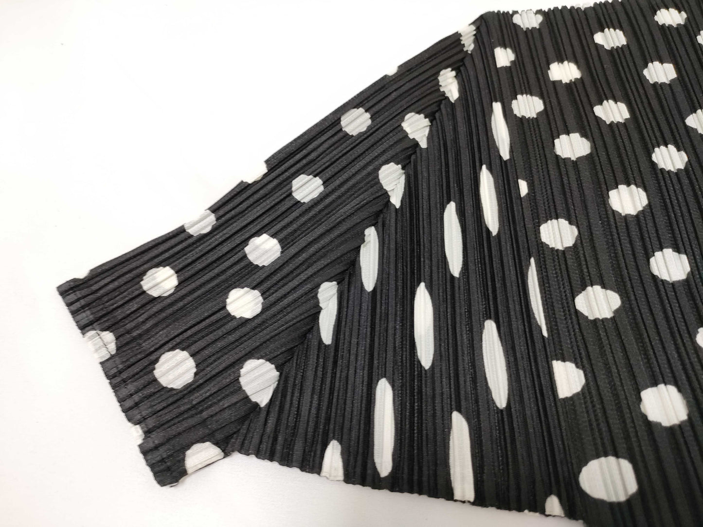 ISSEY MIYAKE Pleats Please Set-up Other Apparel