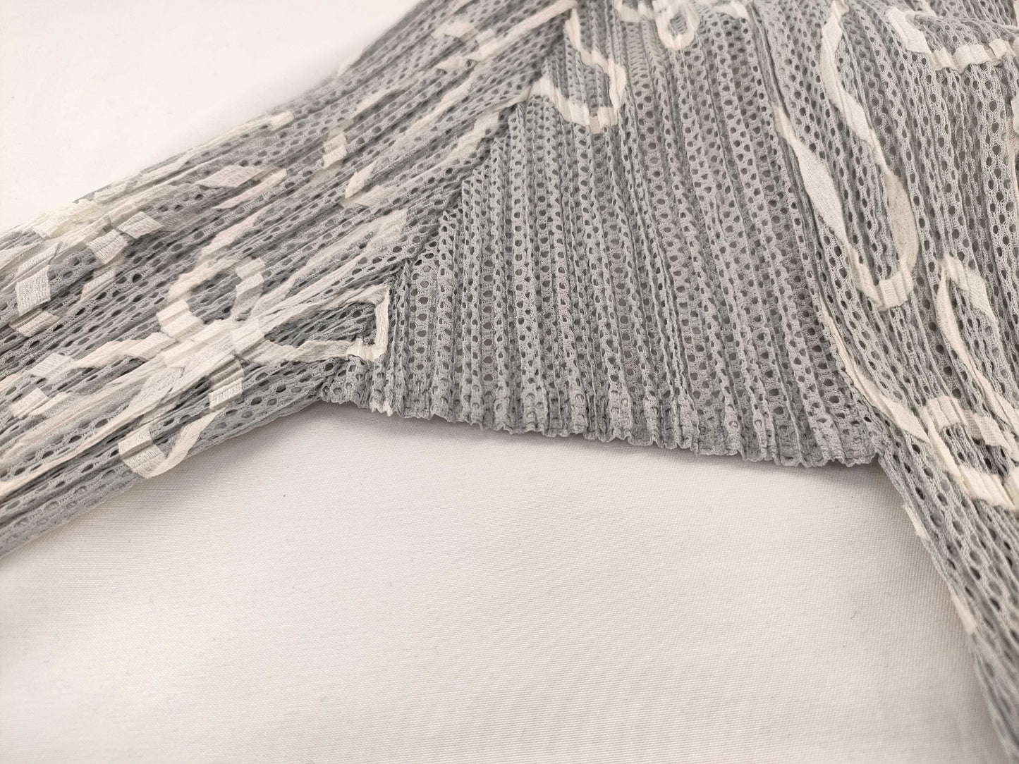 ISSEY MIYAKE Pleats Please Long Cardigan