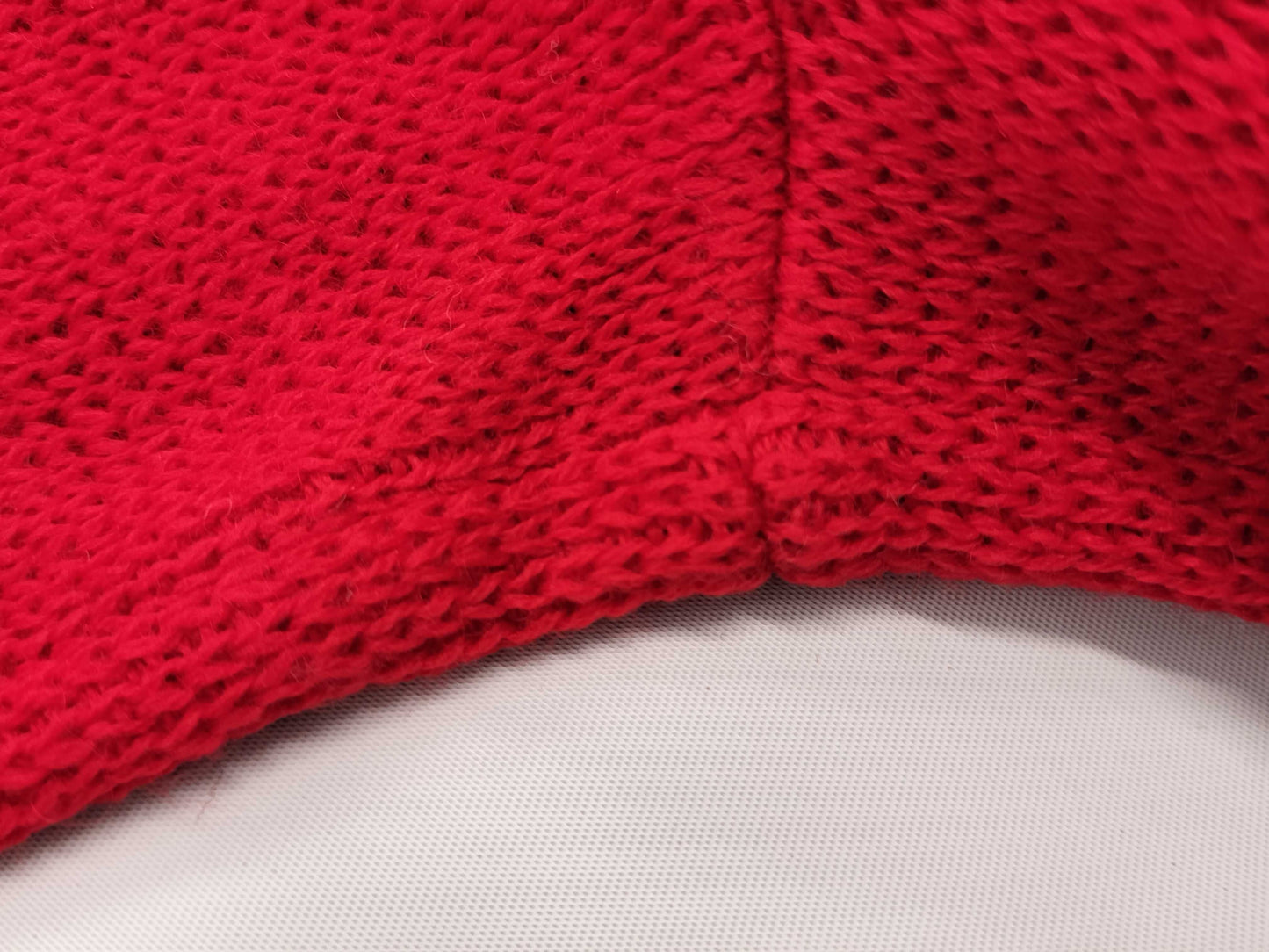GUCCI Sweater/Red and White/M Tops