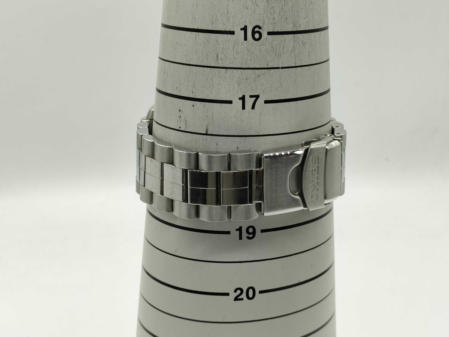 SEIKO 7T62-0EB0 Men's Watch