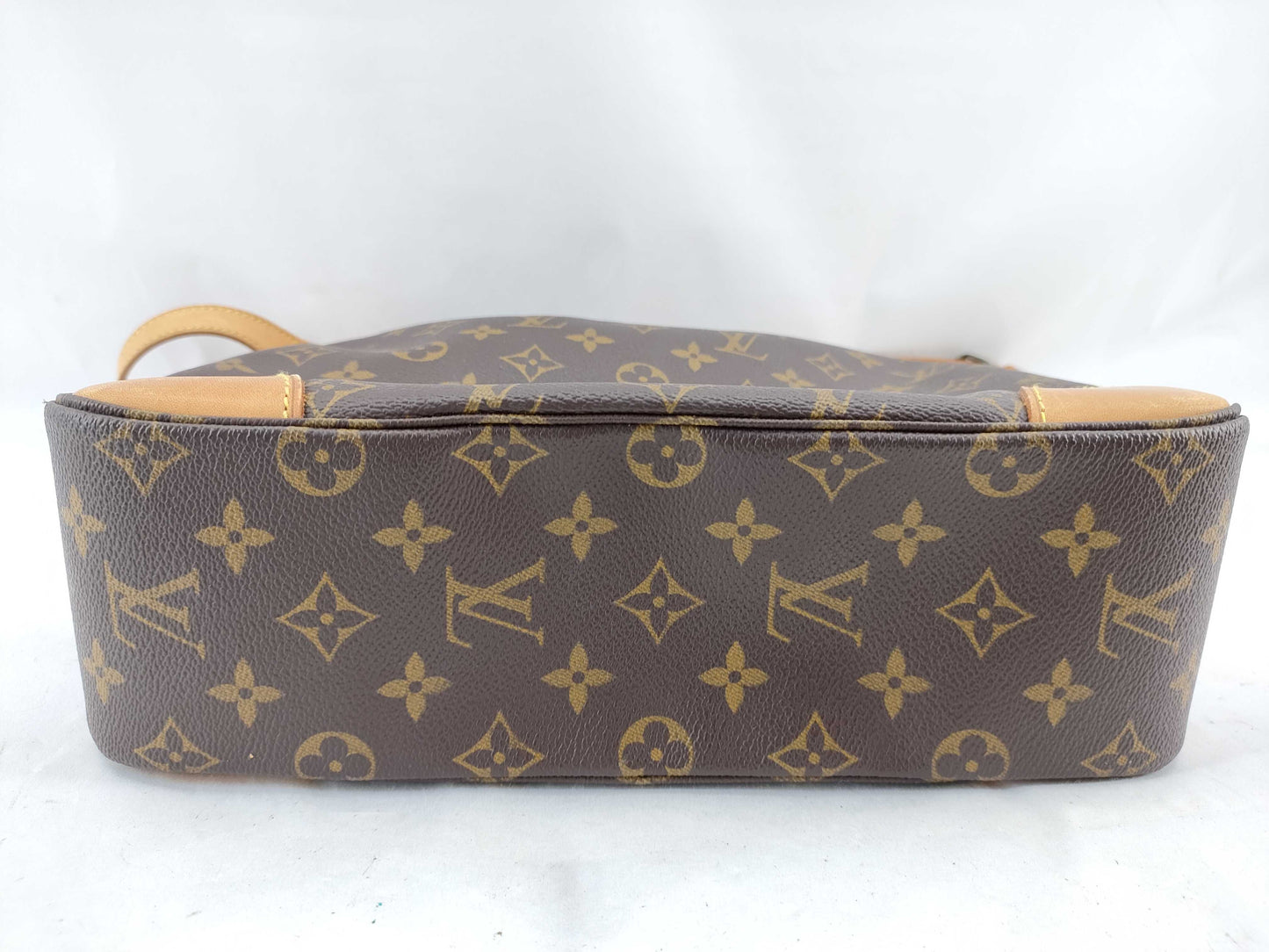 LOUIS VUITTON AS1915 Monogram M51265 Boulogne 30 Shoulder Bag