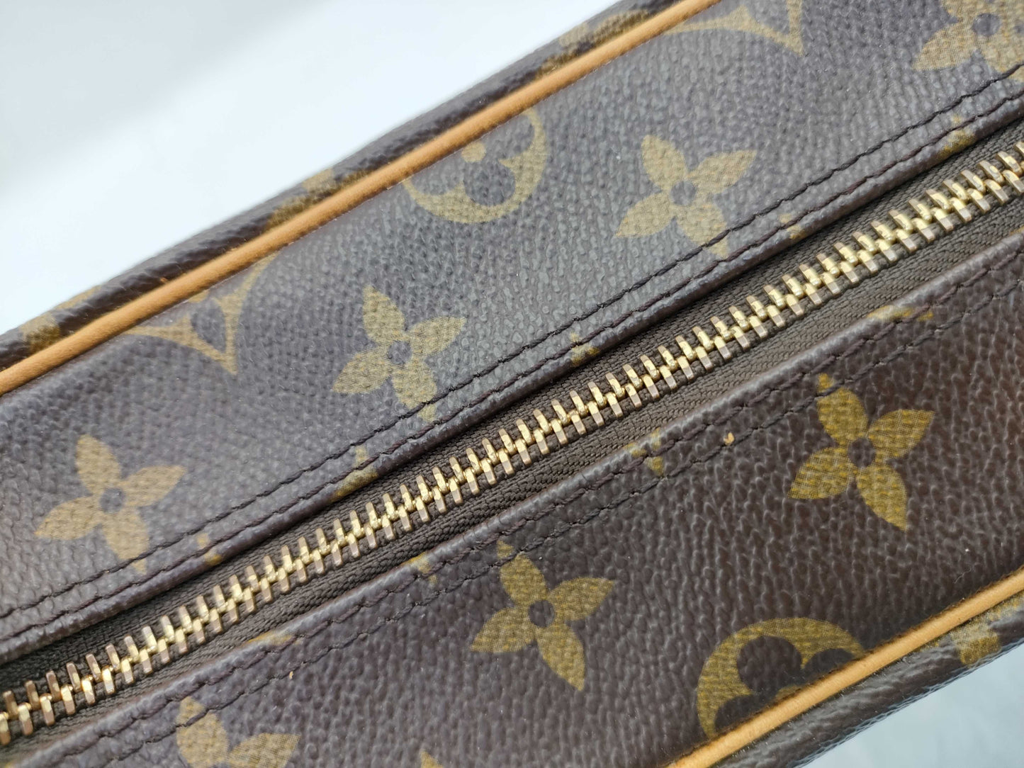 LOUIS VUITTON AS1915 Monogram M51265 Boulogne 30 Shoulder Bag
