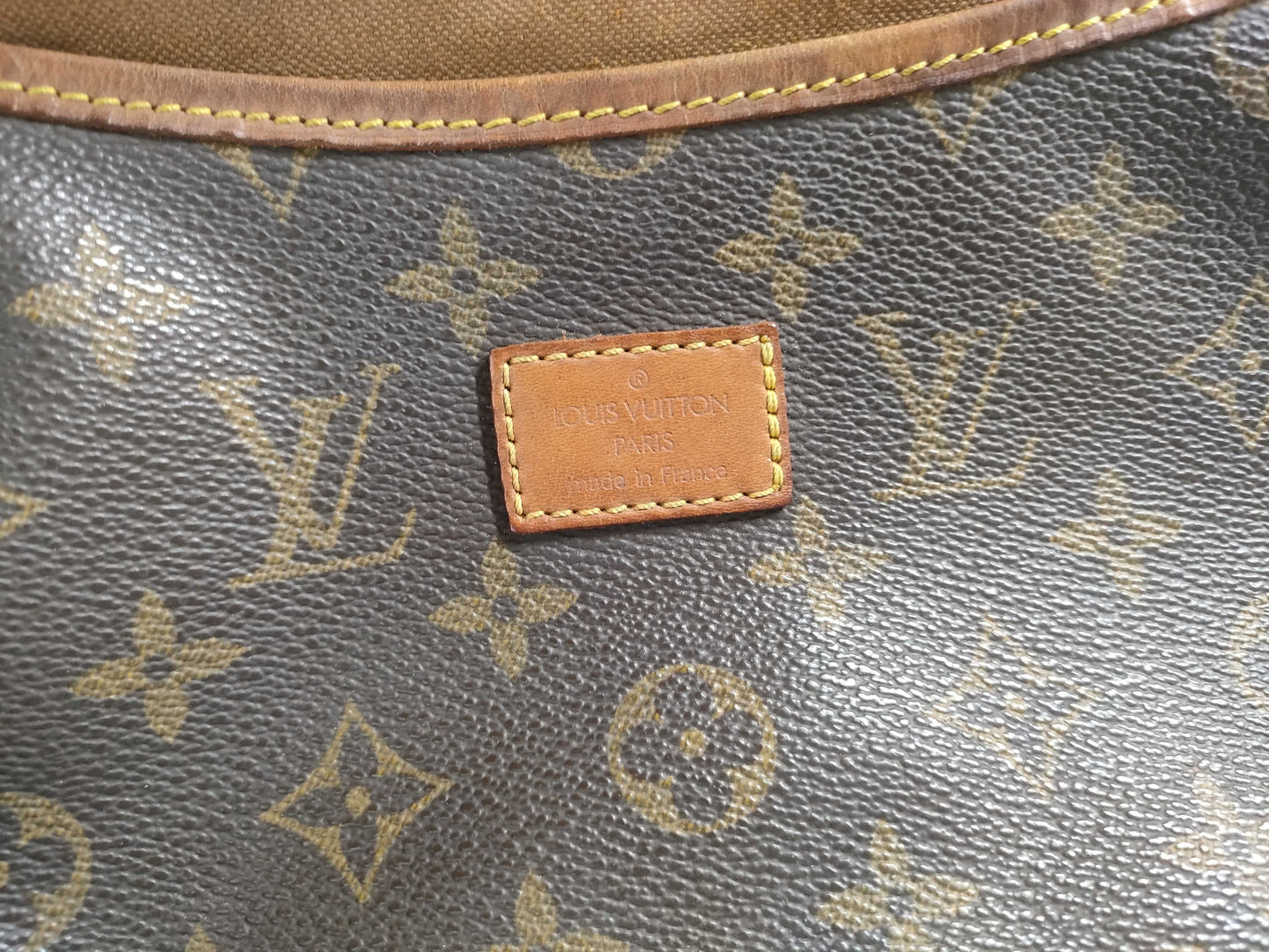 LOUIS VUITTON Monogram M42254 Saumur 35 Shoulder Bag