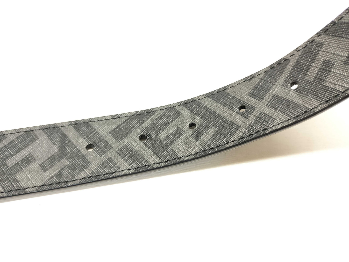 FENDI Mamma Round FF Belt Reversible Belt