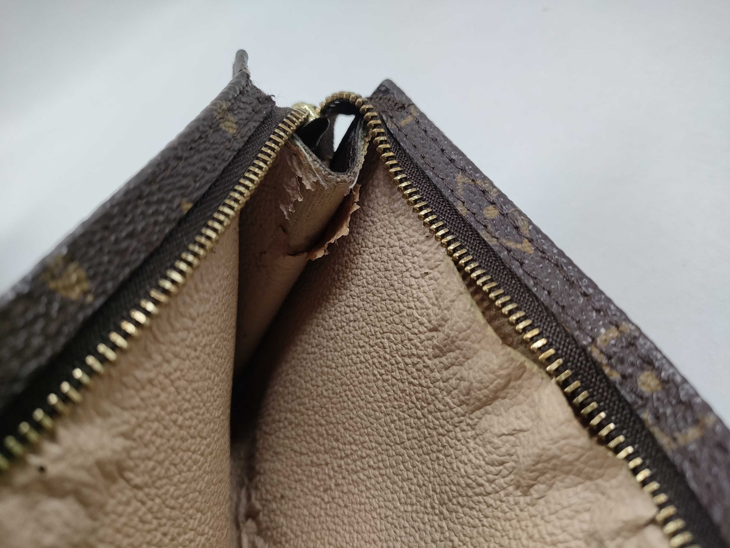 LOUIS VUITTON Monogram Pouch Set