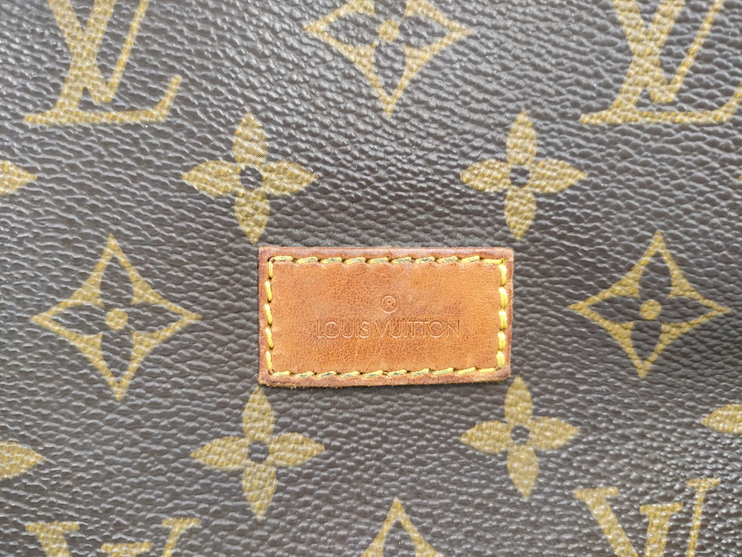 LOUIS VUITTON Monogram M42256 Saumur 30 Shoulder Bag
