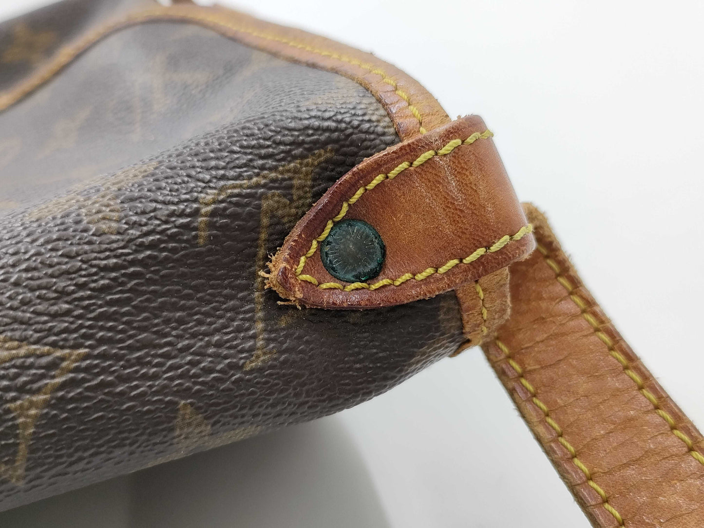 LOUIS VUITTON Monogram M42256 Saumur 30 Shoulder Bag