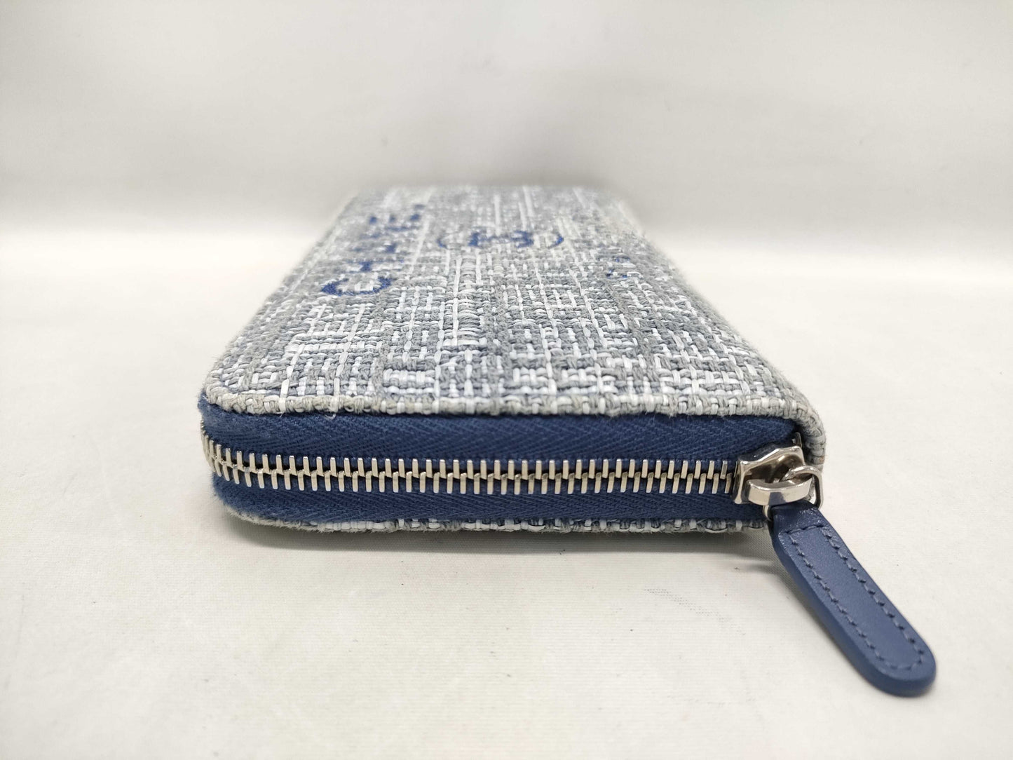 CHANEL Tweed Round Wallet
