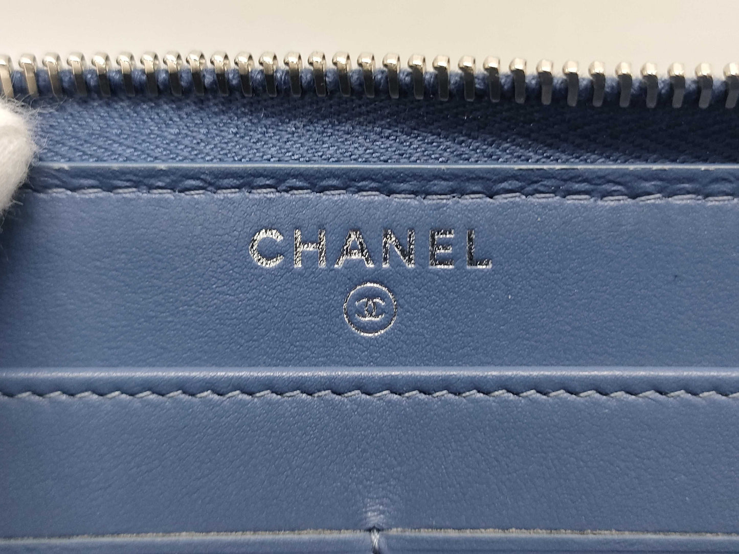 CHANEL Tweed Round Wallet