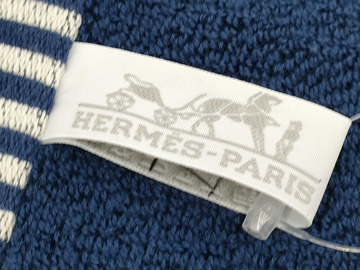 HERMES Unused with tags Towel and other accessories