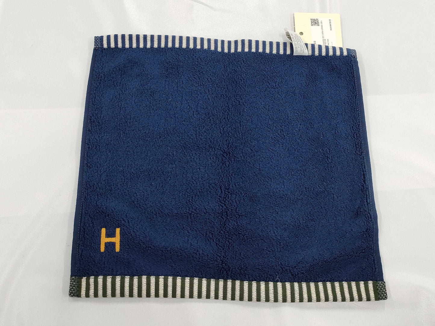 HERMES Unused with tags Towel and other accessories