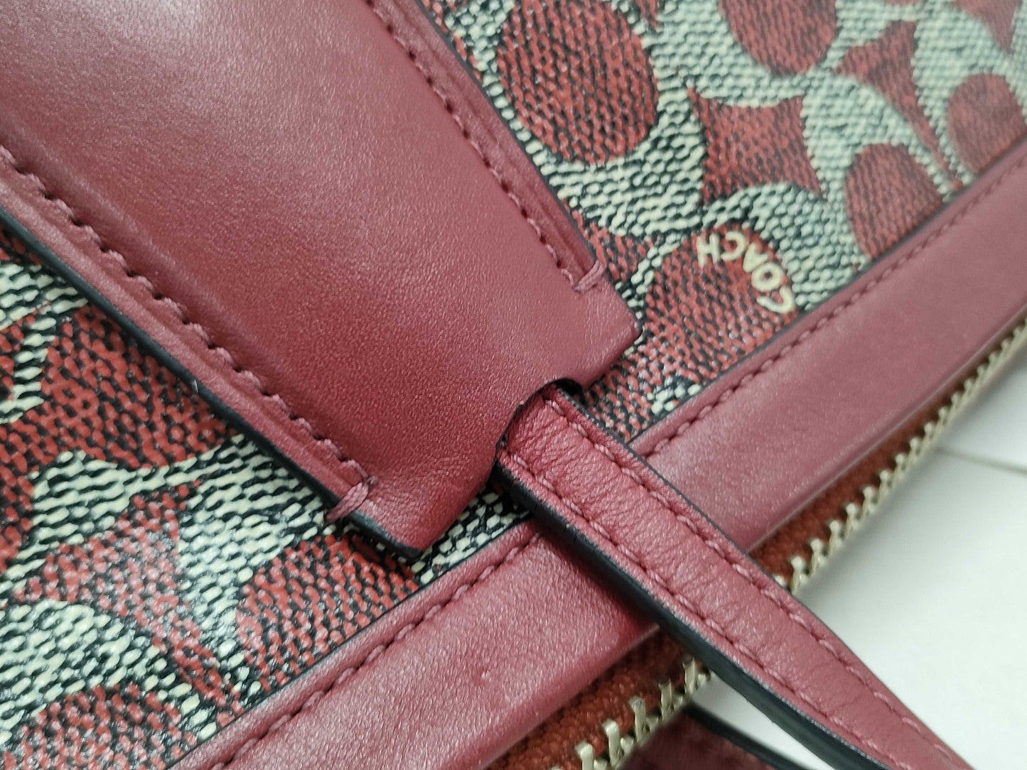 COACH Signature Hand Tote Bag