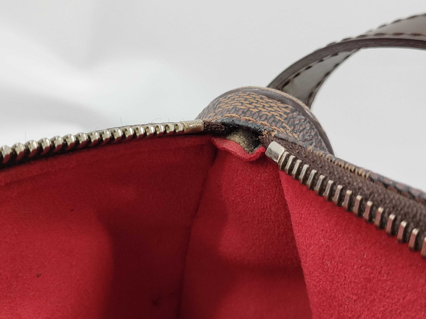 LOUIS VUITTON Damier N60007 Ravello PM Shoulder Bag