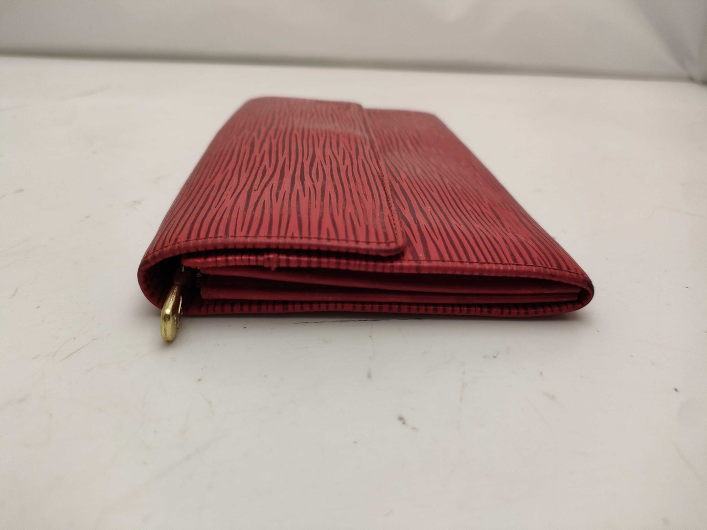 LOUIS VUITTON Epi Porte Tresor International Wallet