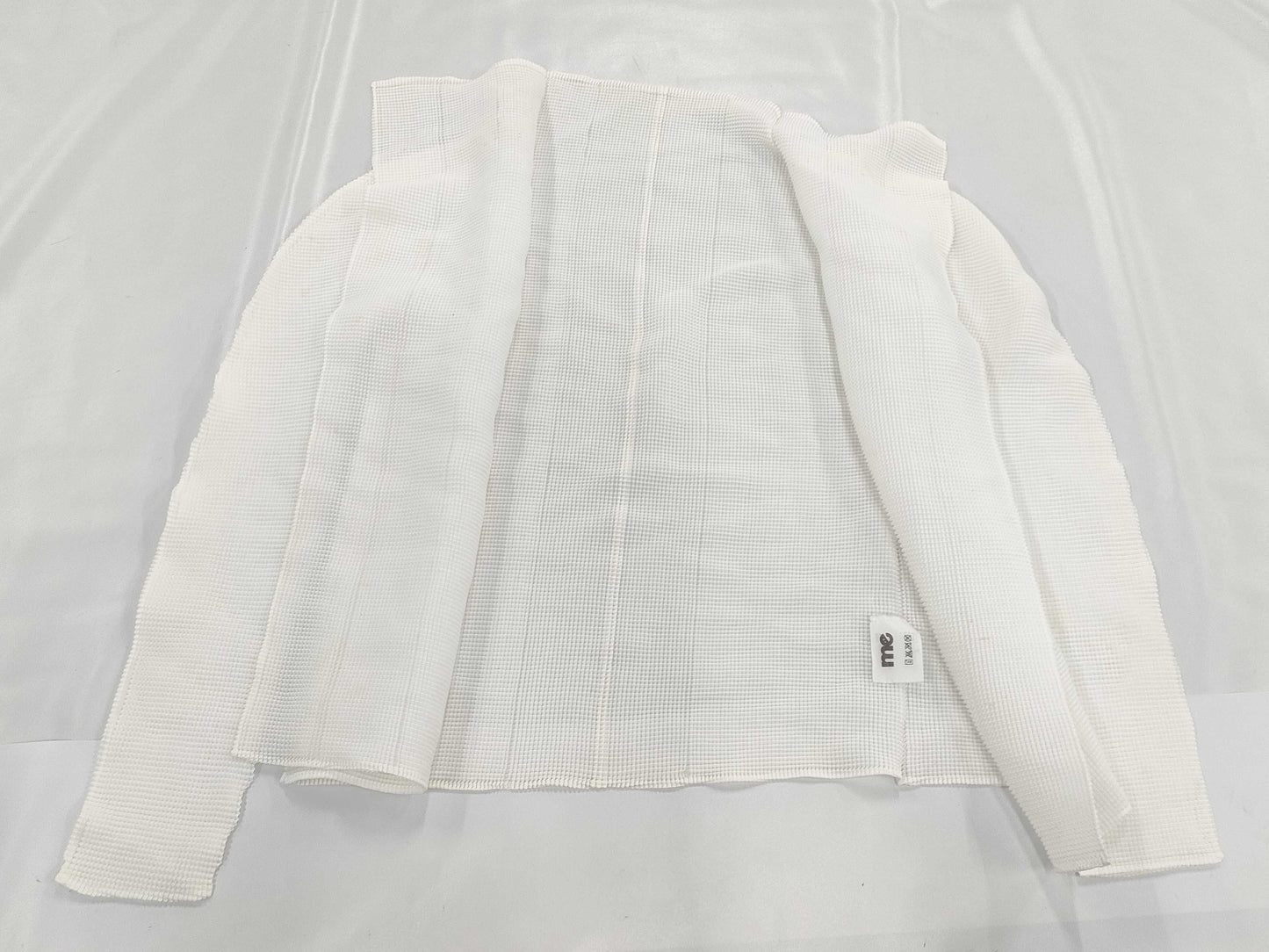 ISSEY MIYAKE Pleats Please ME Cardigan with Tag