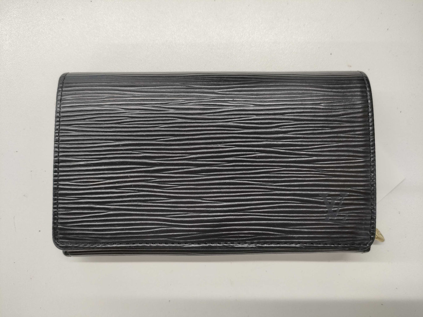 LOUIS VUITTON Epi L-shaped wallet