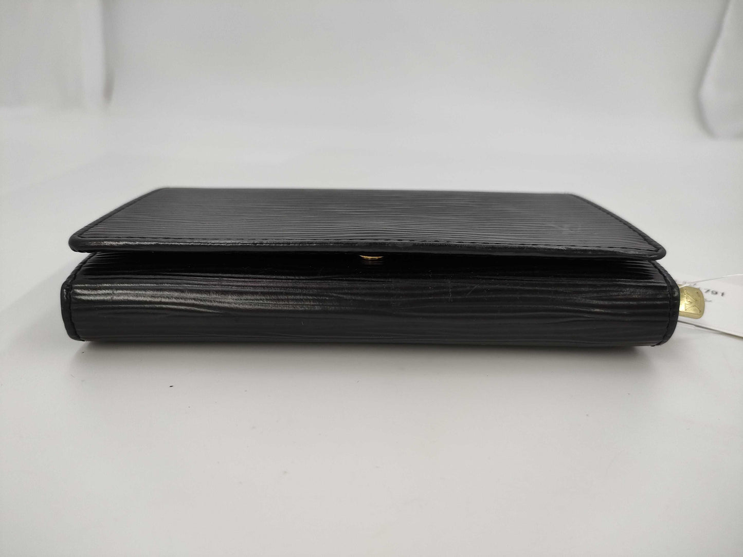 LOUIS VUITTON Epi L-shaped wallet