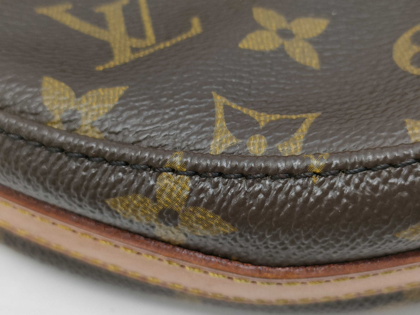LOUIS VUITTON Monogram M40646 Chantilly PM Shoulder Bag with peeling interior pocket