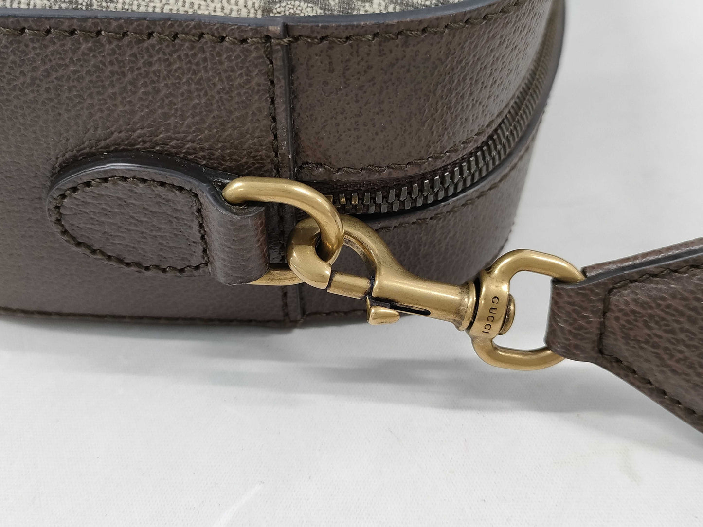 GUCCI GG Supreme 752591/520981 Shoulder Bag