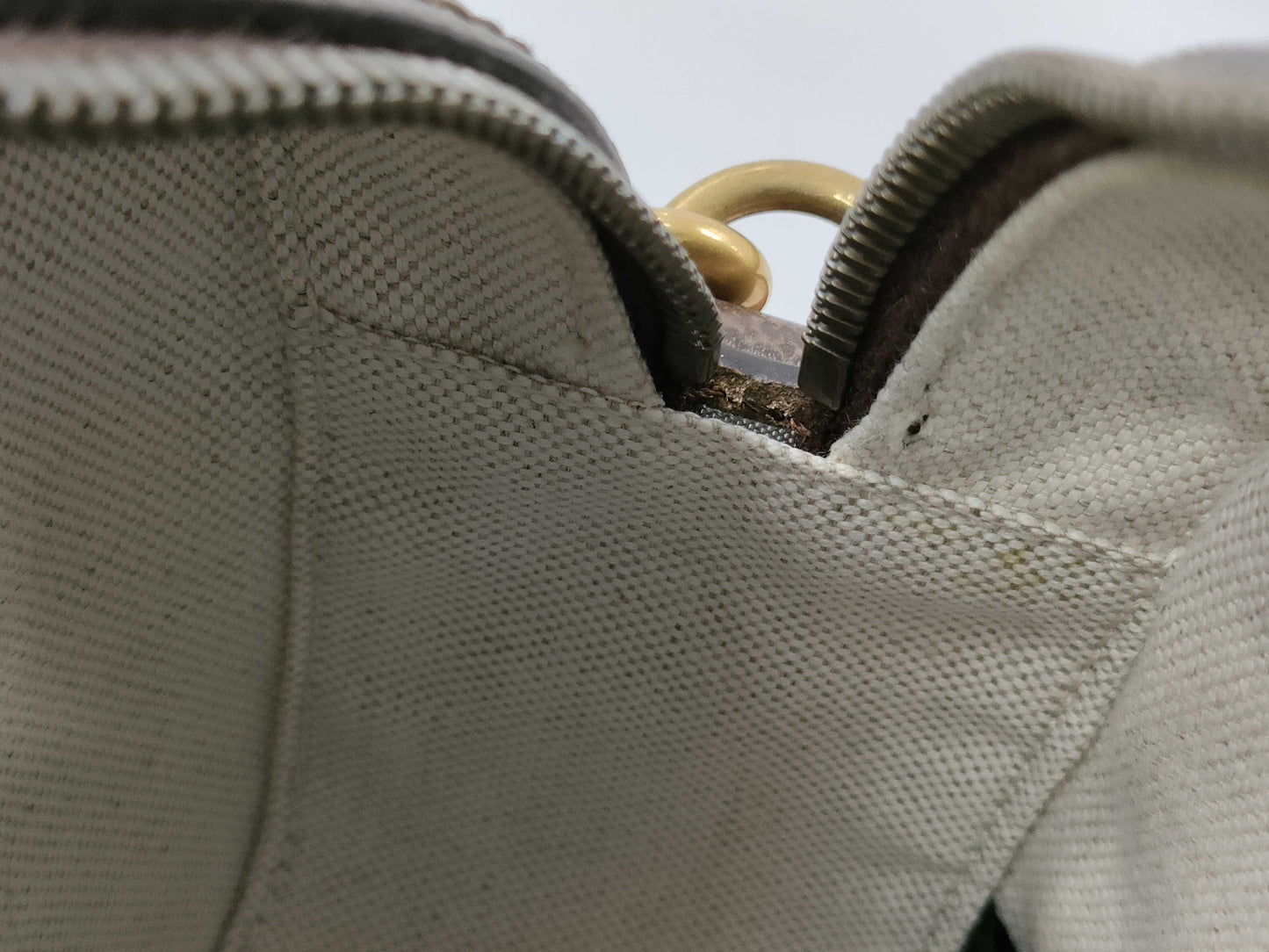 GUCCI GG Supreme 752591/520981 Shoulder Bag
