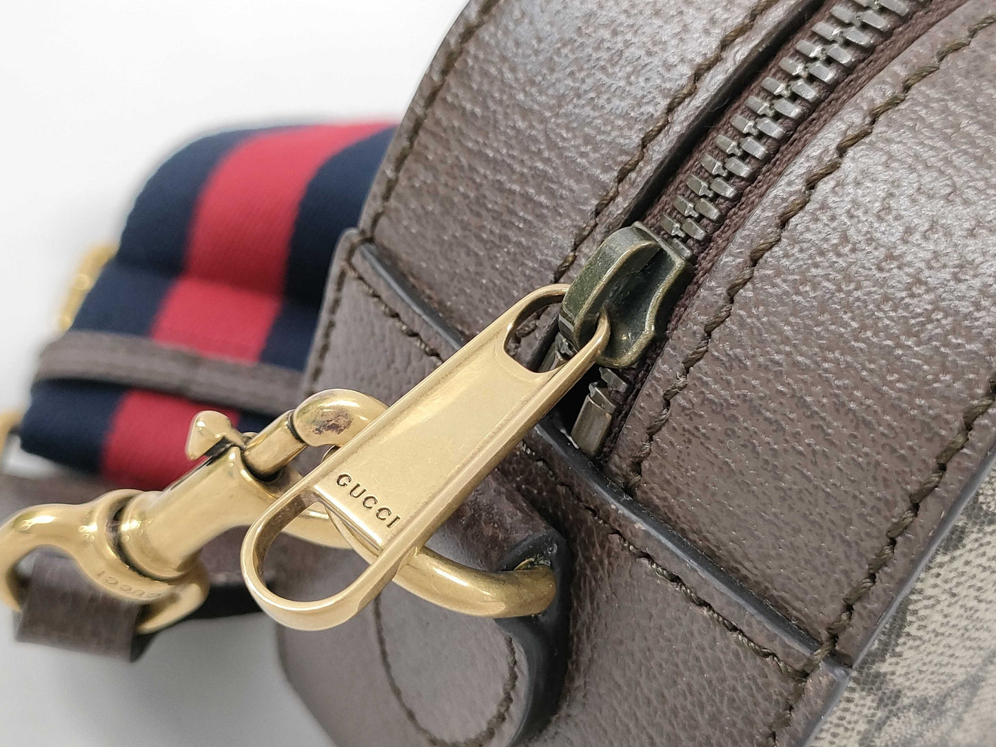 GUCCI GG Supreme 752591/520981 Shoulder Bag
