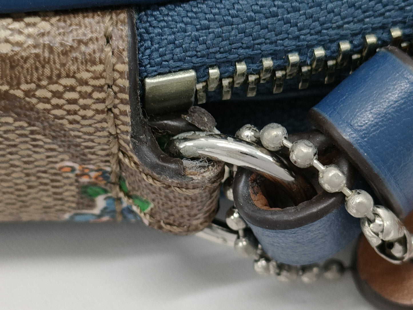 COACH Signature Shoulder Bag Shoulder Bag