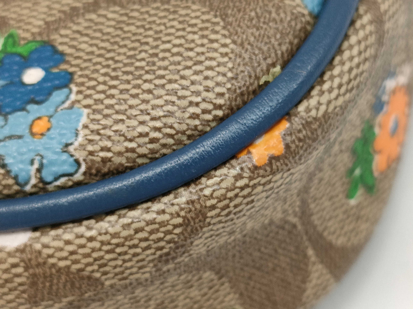 COACH Signature Shoulder Bag Shoulder Bag