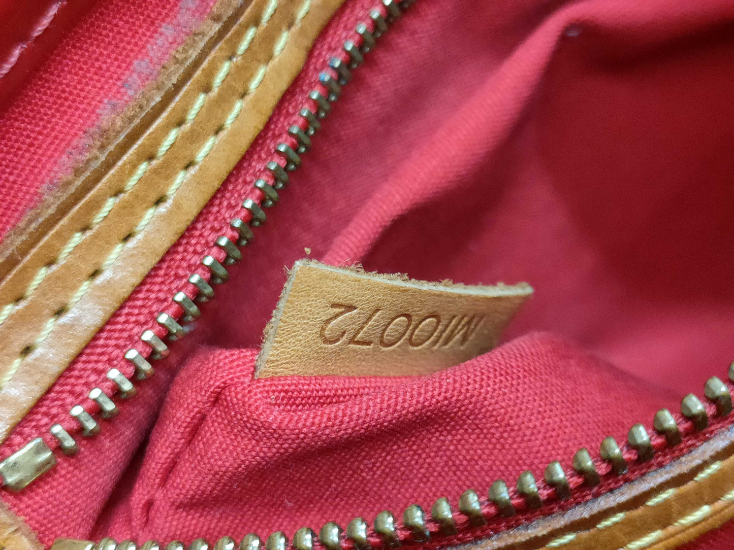 LOUIS VUITTON Vernis Reed PM Handbag
