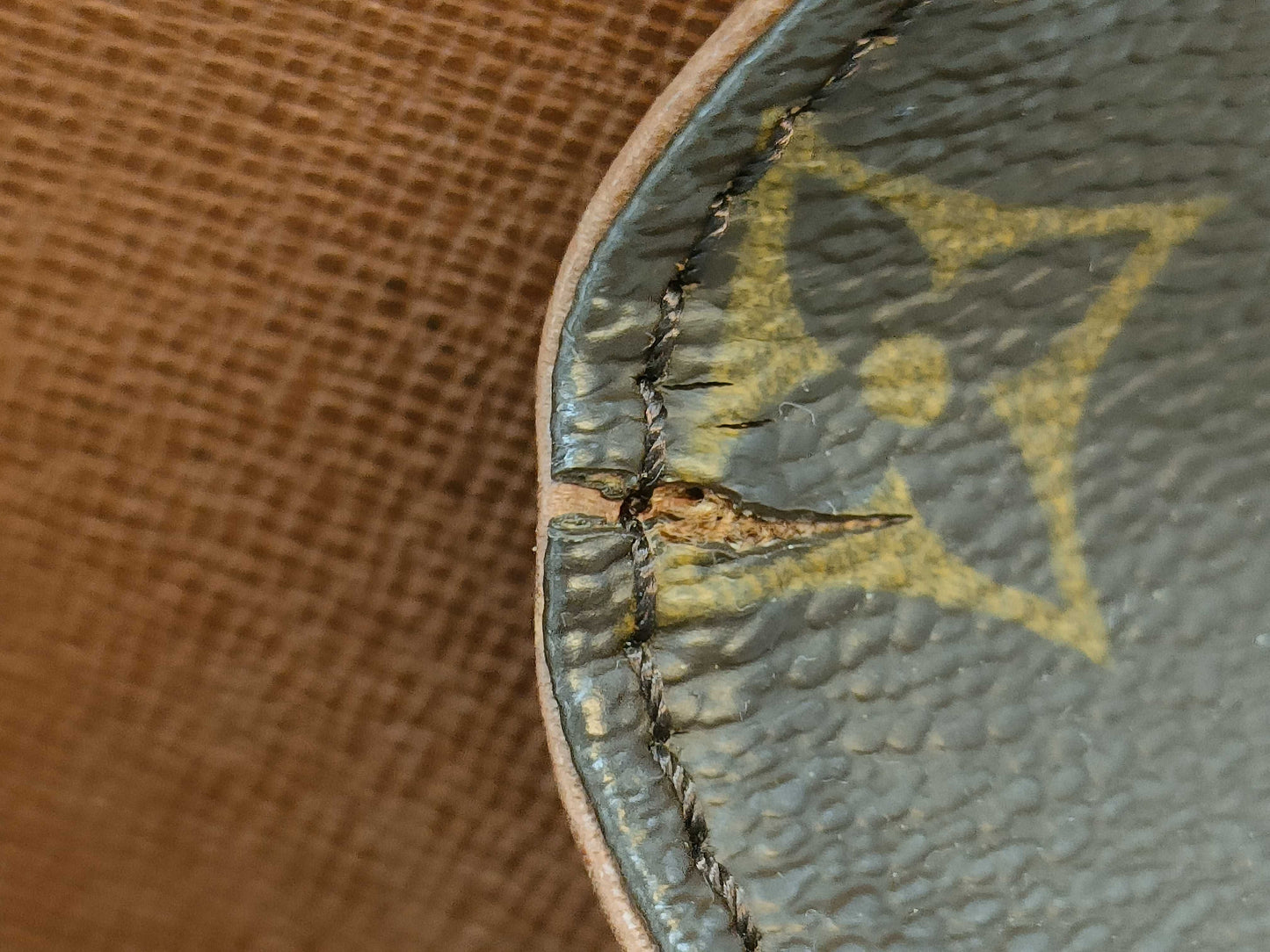 LOUIS VUITTON Monogram Saint-Cloud Shoulder Bag with Deteriorated Pockets