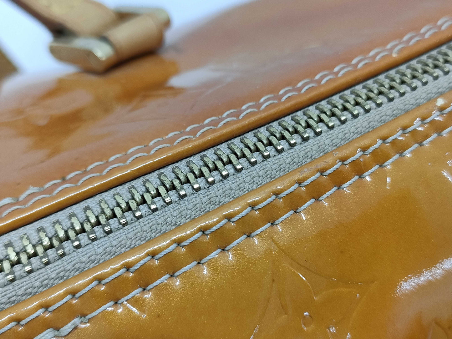 LOUIS VUITTON Vernis Bedford Handbag