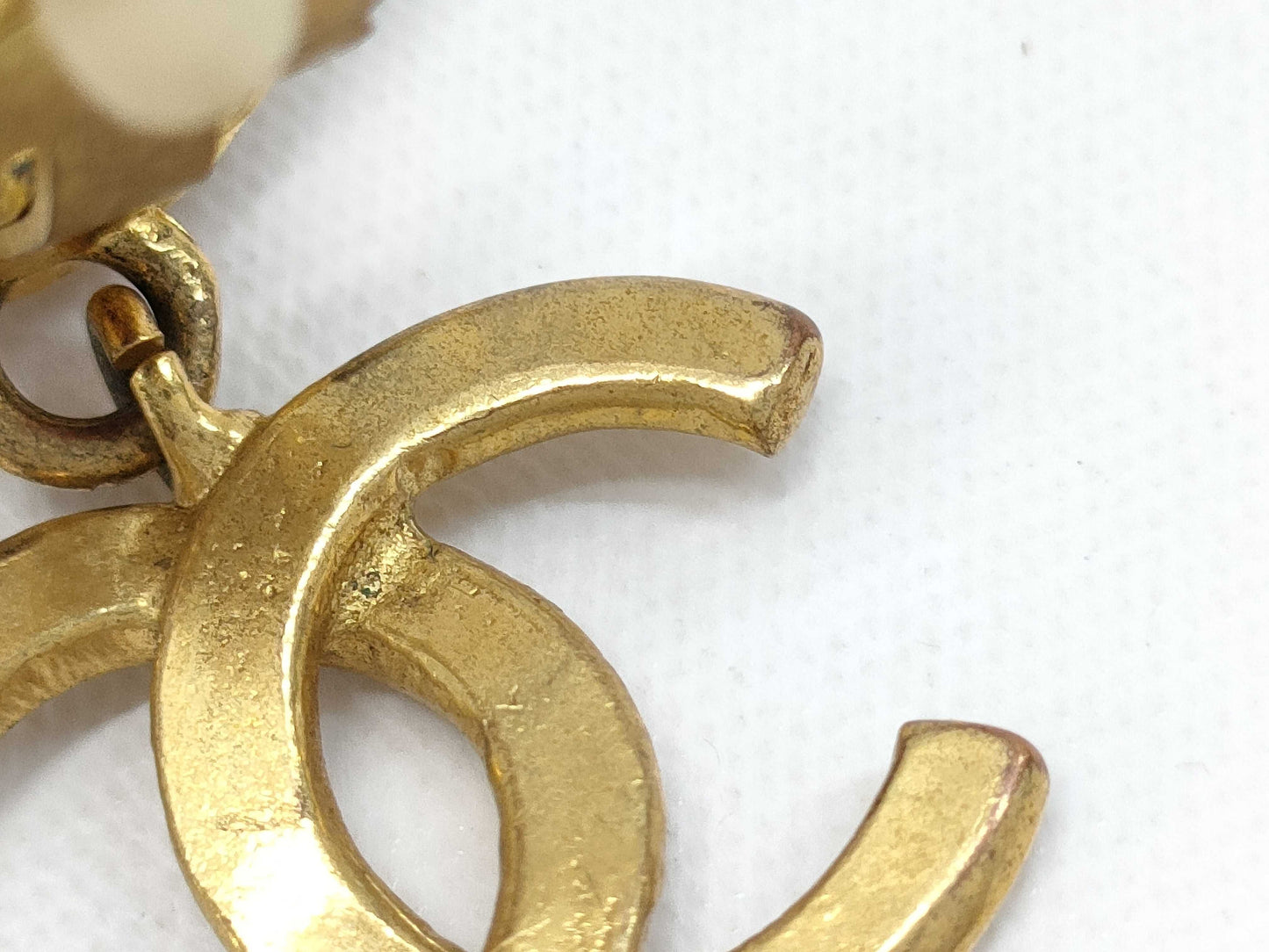 CHANEL 2/9 Coco x Pearl Earrings