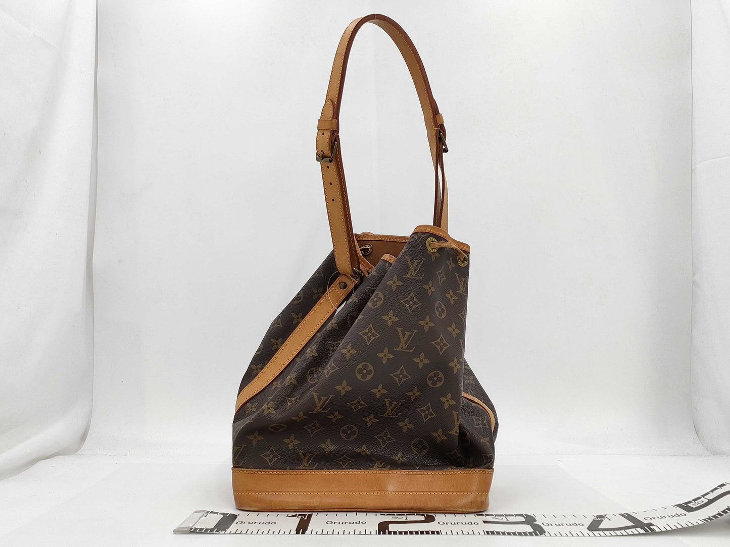 LOUIS VUITTON Monogram M42224 Noe Shoulder Bag