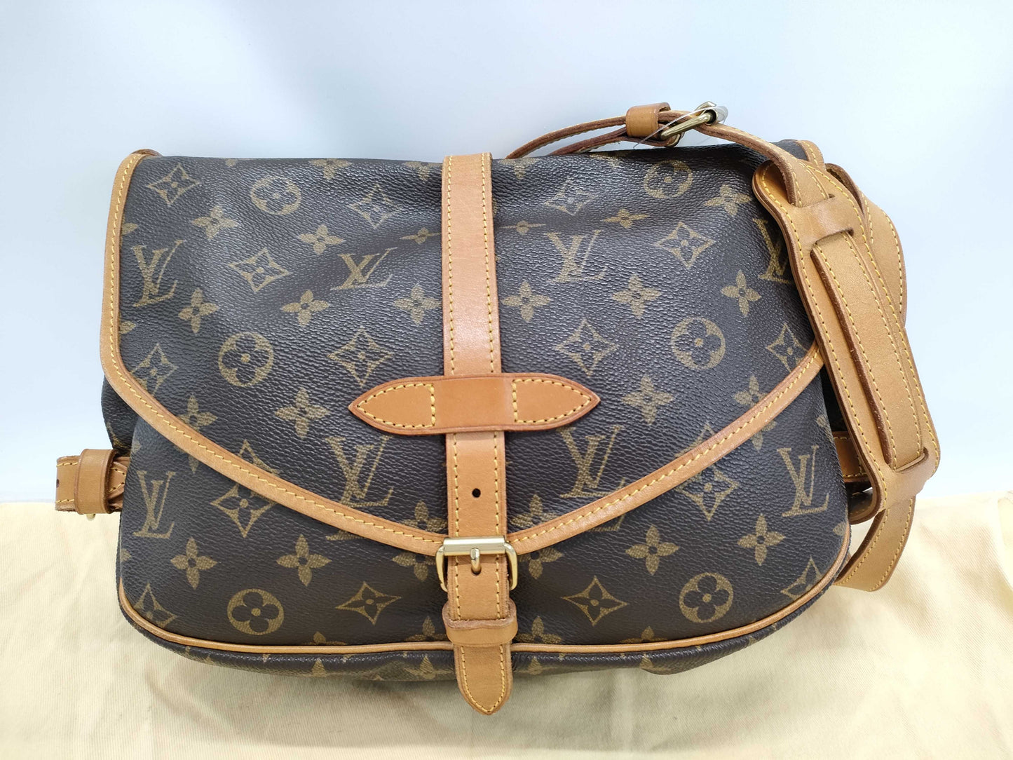 LOUIS VUITTON Monogram Saumur 30 Shoulder Bag