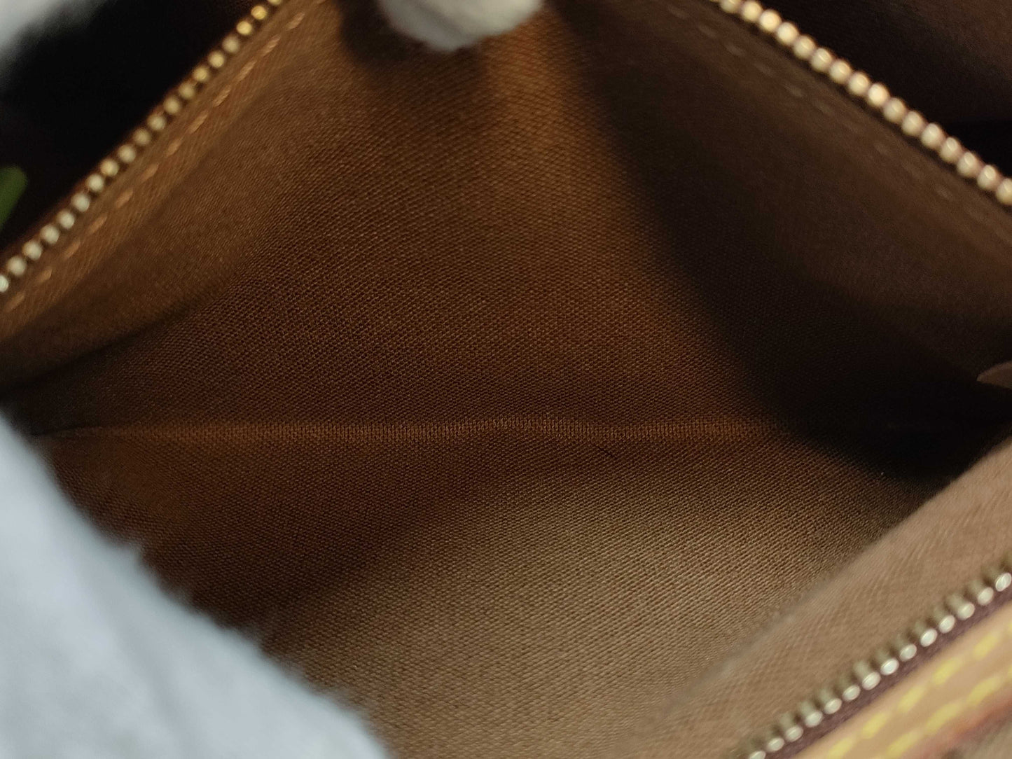 LOUIS VUITTON Monogram M51147 Mini Looping Handbag