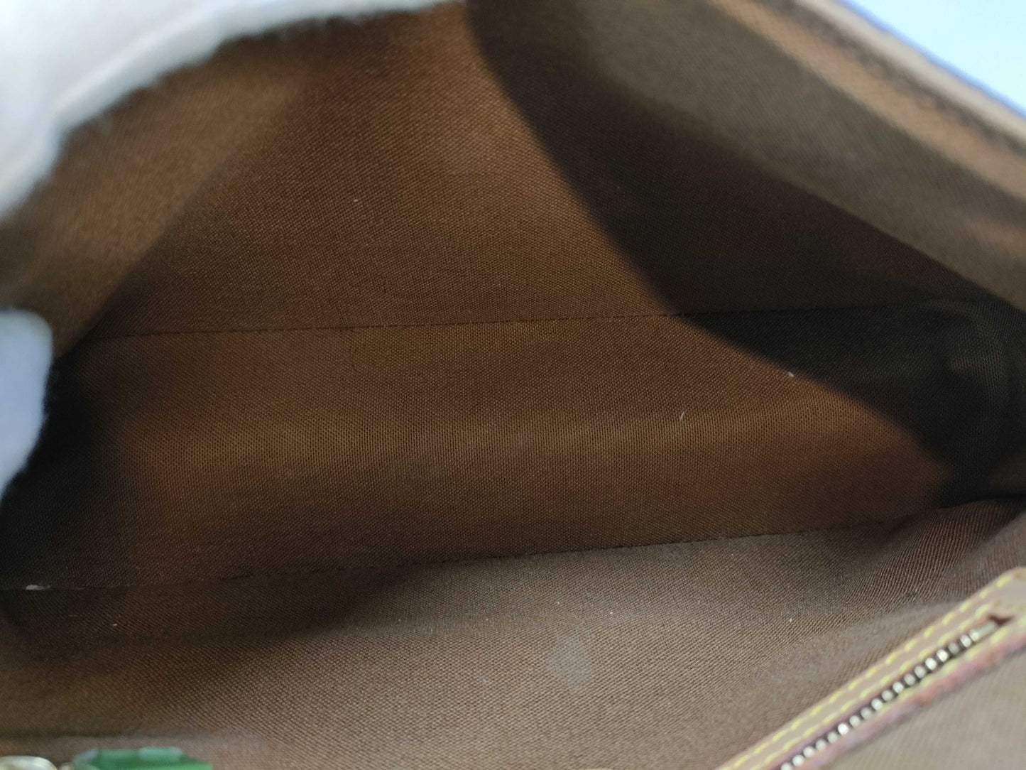 LOUIS VUITTON Monogram M51147 Mini Looping Handbag