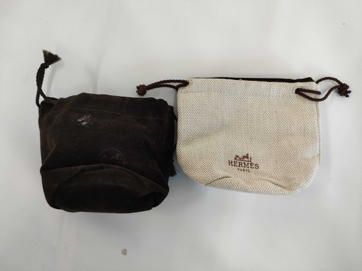 Hermes / Chanel: Empty boxes, paper bags, dust bags, bulk brand empty boxes, bulk brand empty boxes