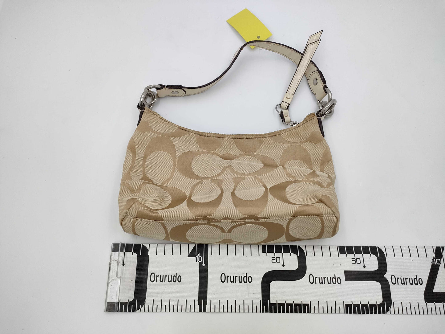 COACH Signature F19218 Shoulder Bag