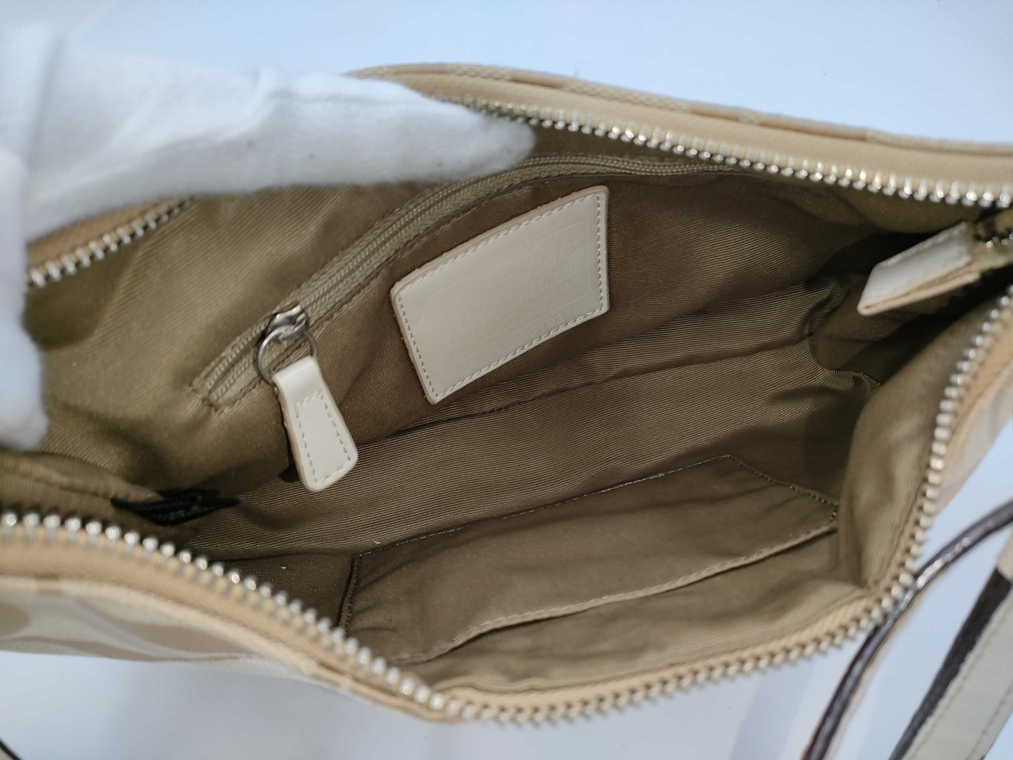 COACH Signature F19218 Shoulder Bag