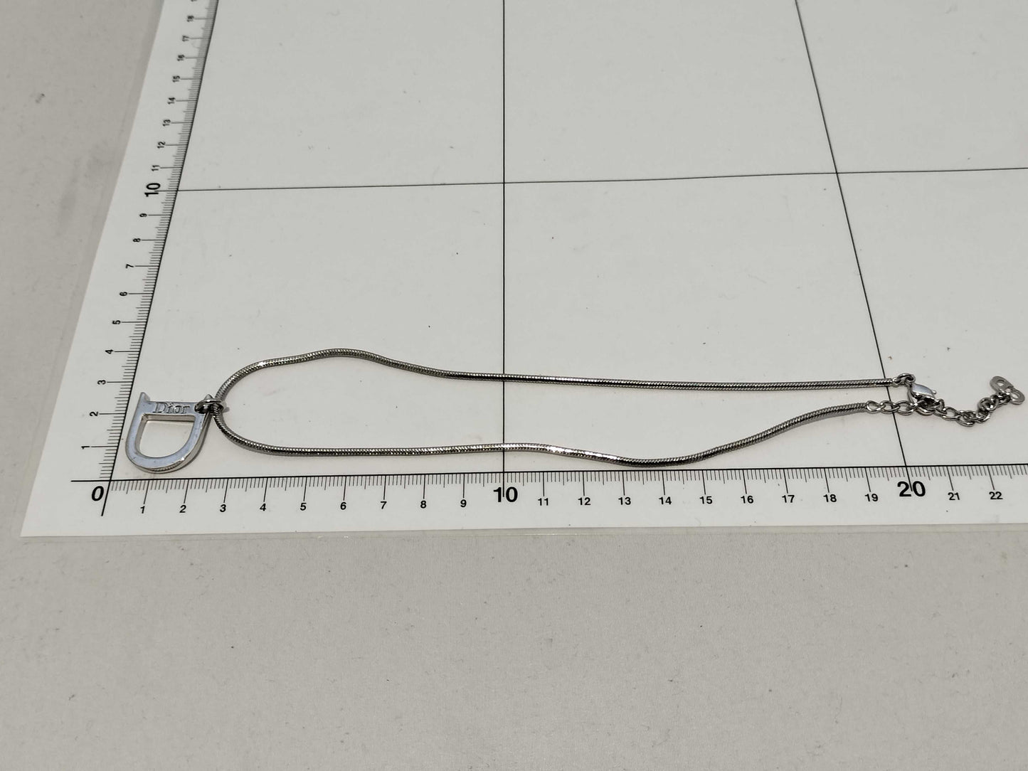 Dior D logo necklace