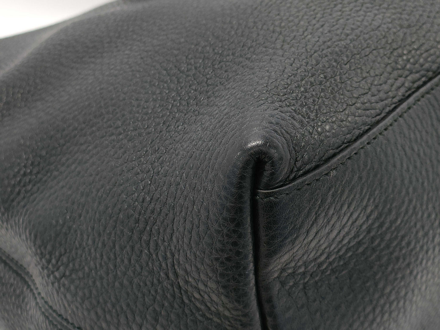 GUCCI 308982 Soho Interlocking G Stud Chain Bag Tote Bag