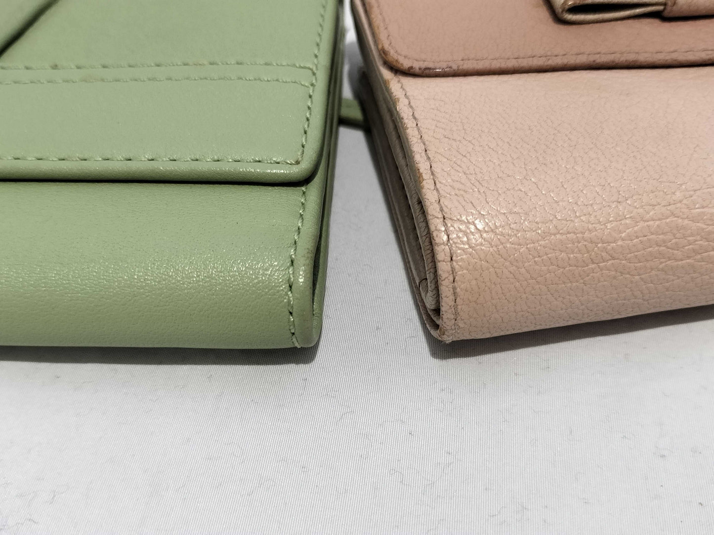 5-piece women's wallet featuring CHANEL, Coco Mark, Miu Miu, and other items.