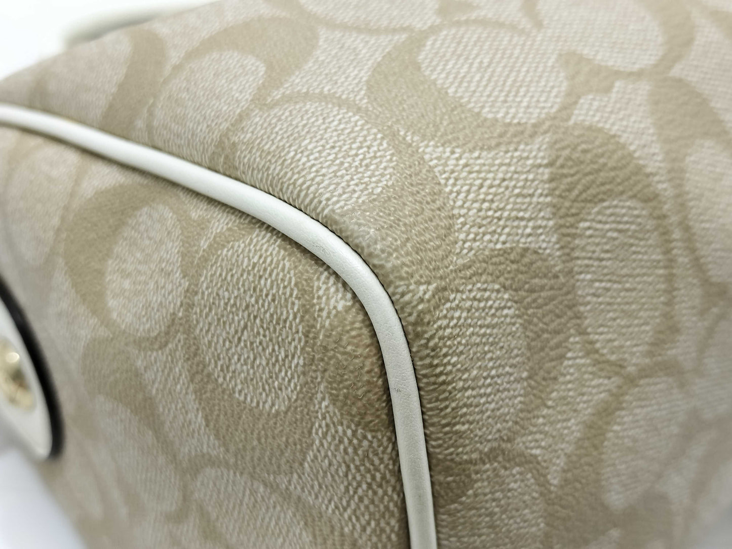 COACH Signature F58312 2-way handbag