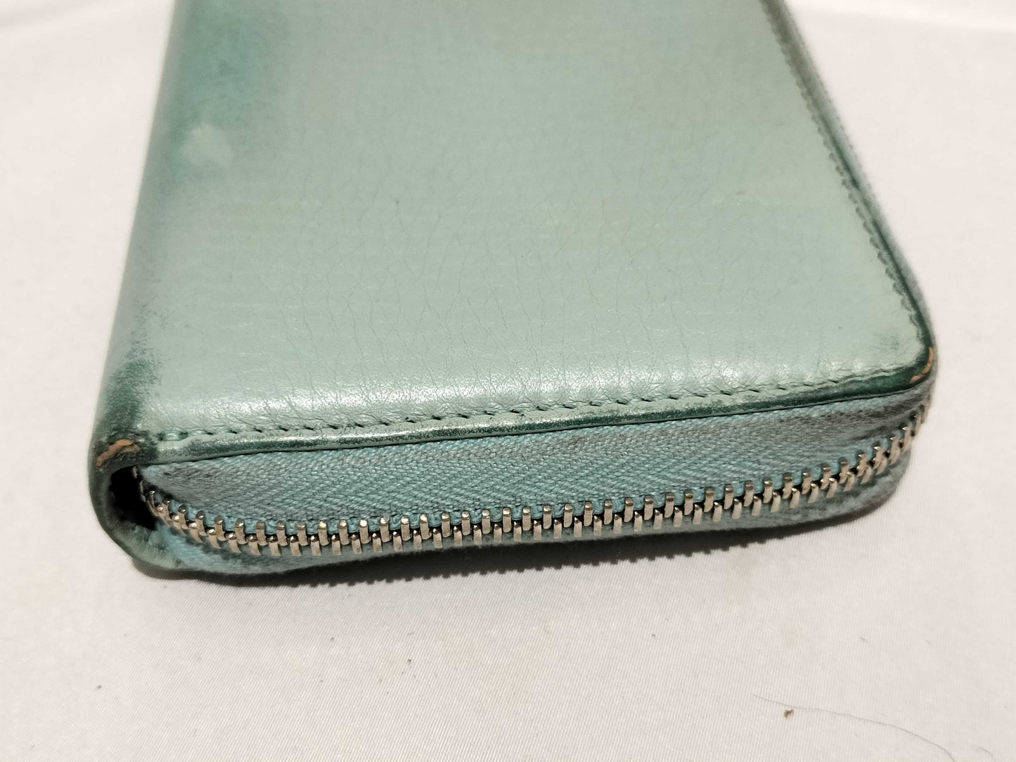 GUCCI Bamboo Tassel Round Zip Wallet
